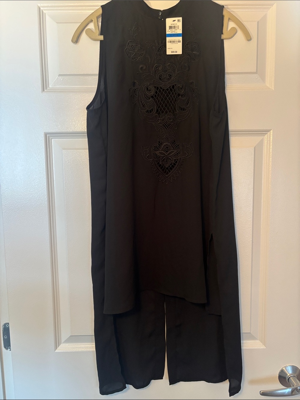 Bar III Black Sleeveless Embroidered Lace High-Low Tunic